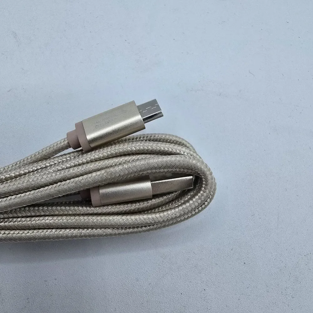 Wireless Gear 6 ft micro usb sync and charge cable. Fabric material.